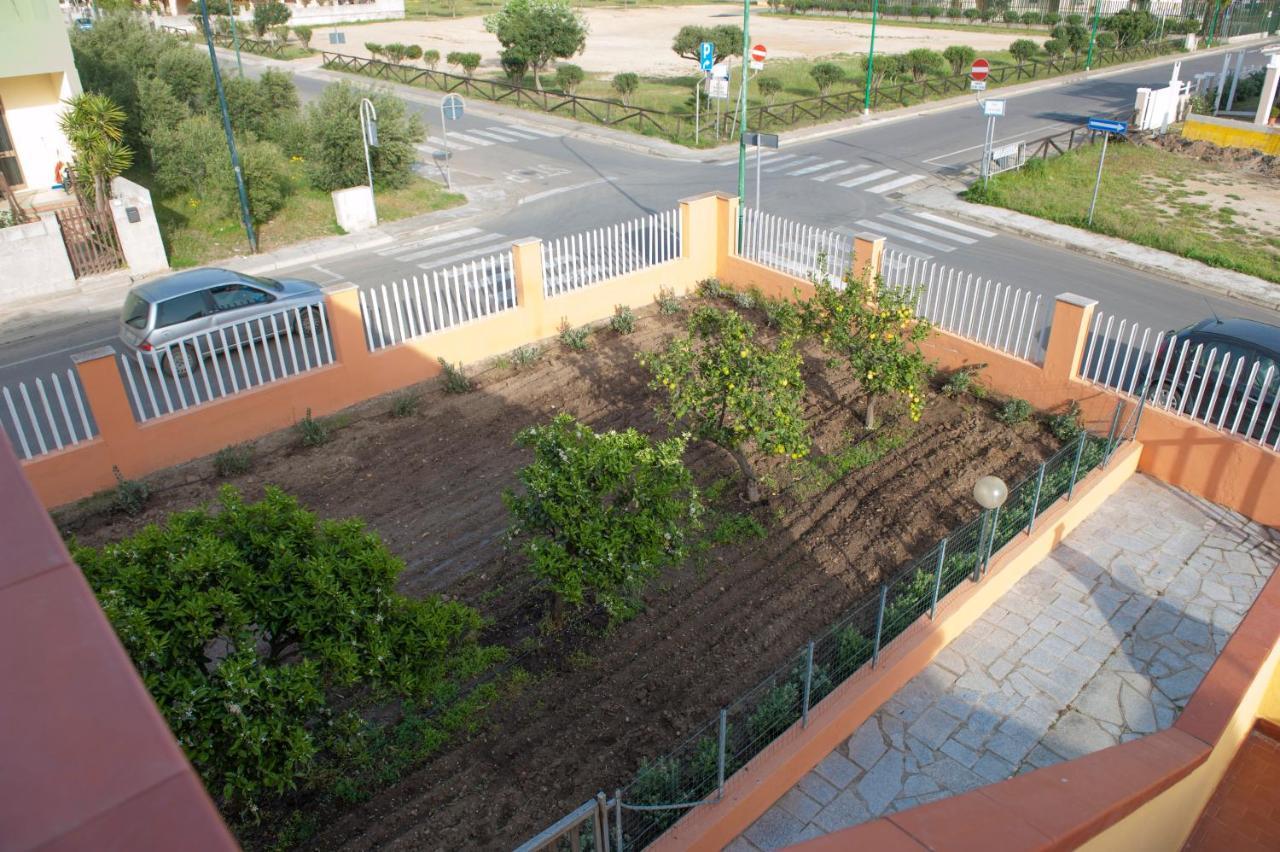 Lemon Apartments Villasimius Esterno foto